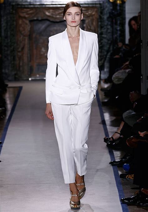 yves saint laurent tailleur femme